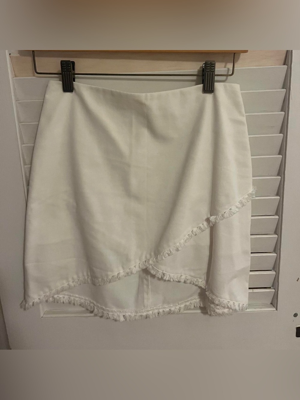 Classic White Fringe Hem Skirt